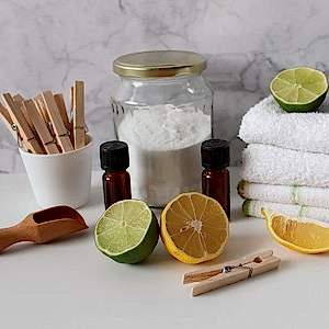 Чем удалить разные виды пятен с одежды?