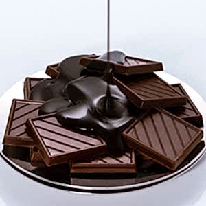 Как отстирать шоколад с одежды